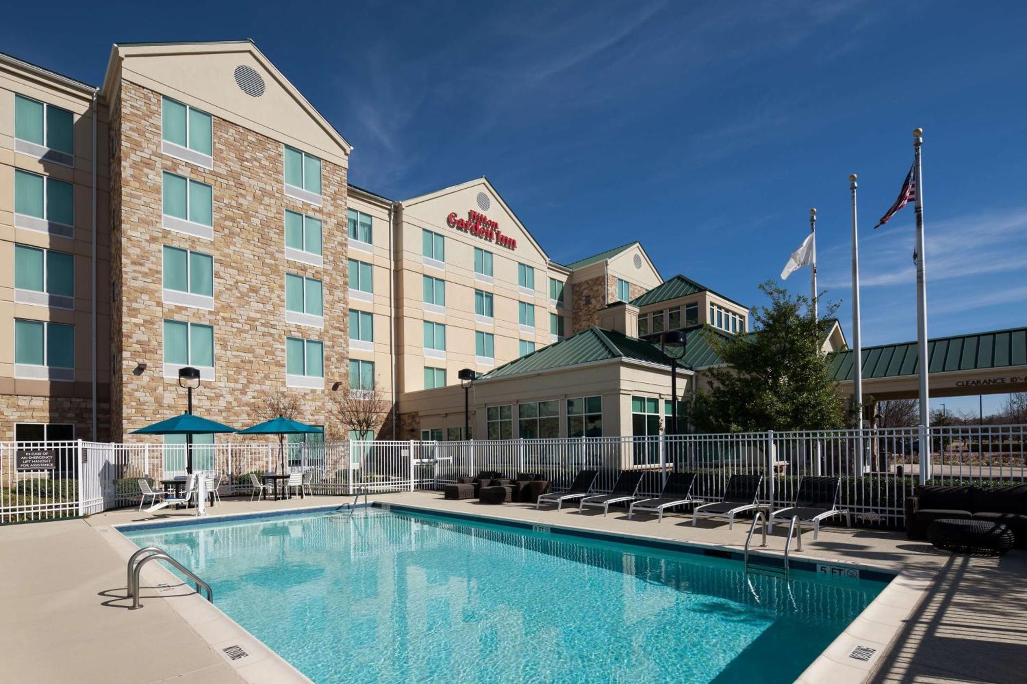 Hilton Garden Inn Frisco Exterior photo