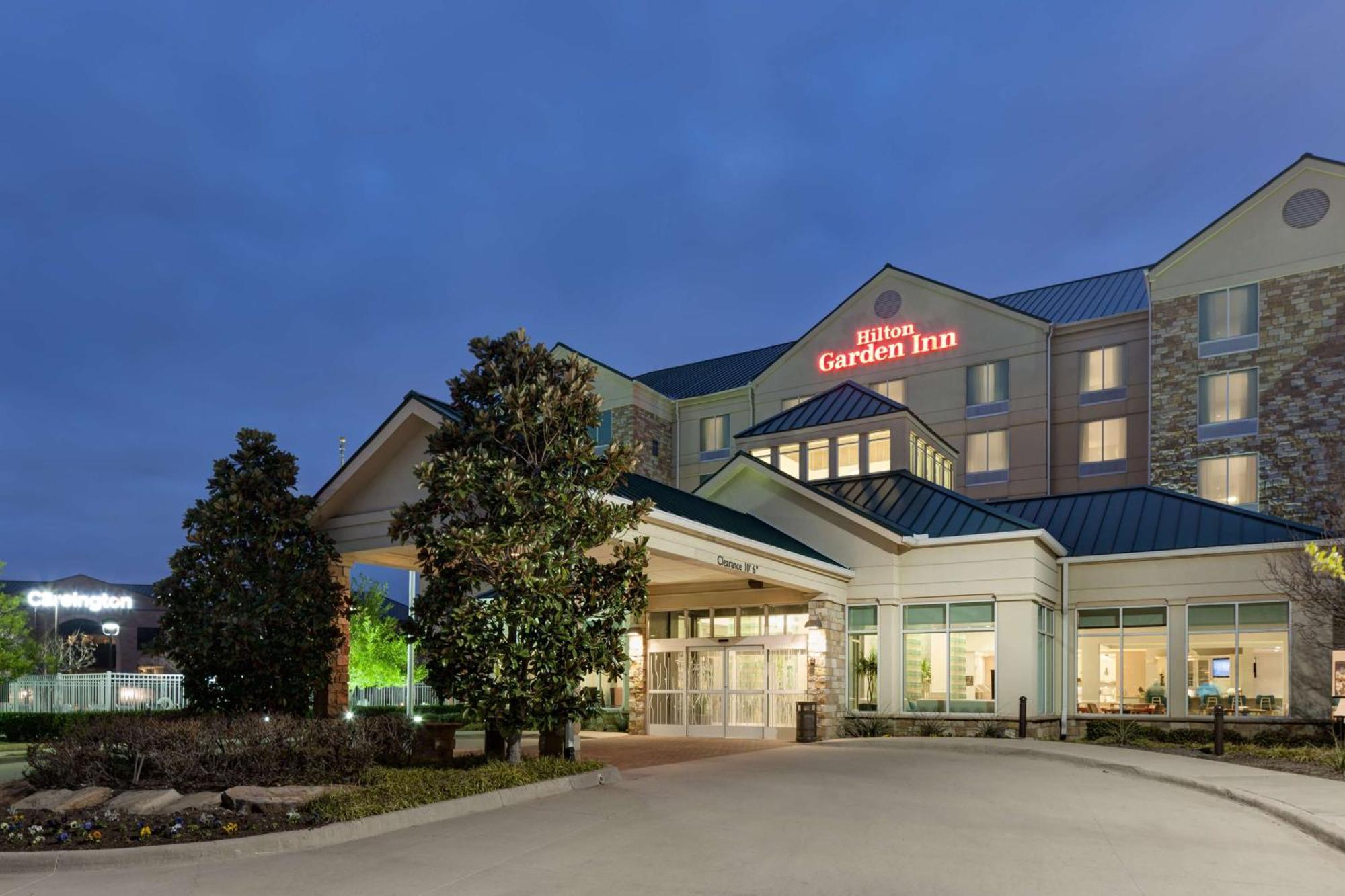 Hilton Garden Inn Frisco Exterior photo