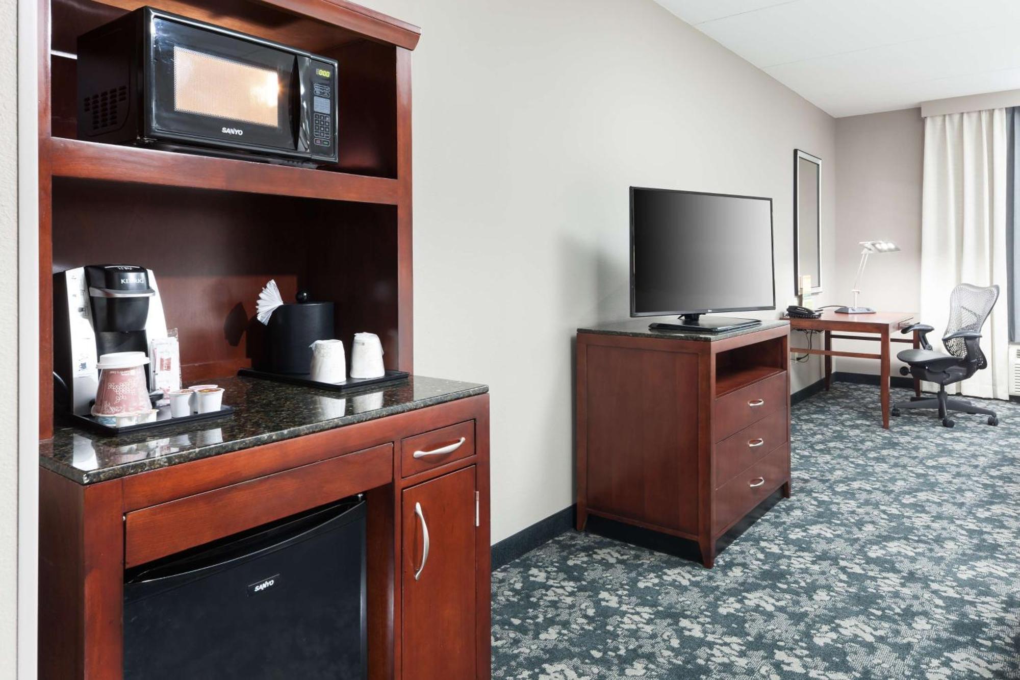 Hilton Garden Inn Frisco Exterior photo