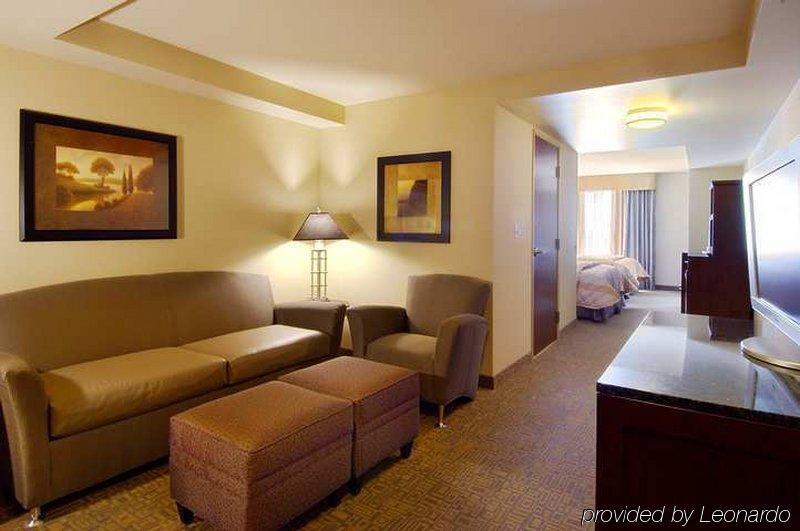 Hilton Garden Inn Frisco Room photo