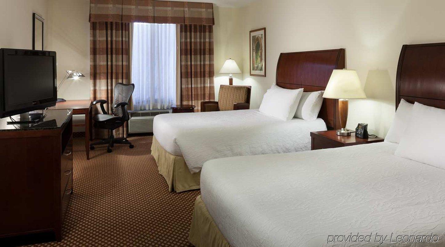 Hilton Garden Inn Frisco Exterior photo